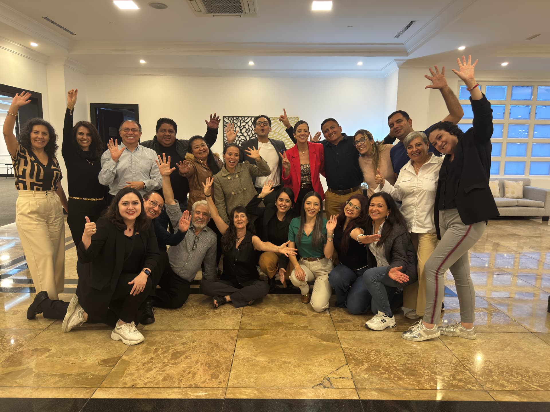 Grupo de participantes al cierre del taller